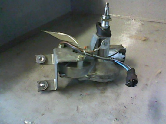 MOTEUR ESSUIE-GLACE AR