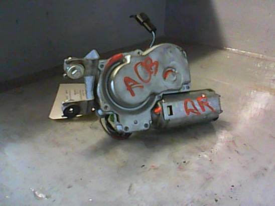 MOTEUR ESSUIE-GLACE AR
