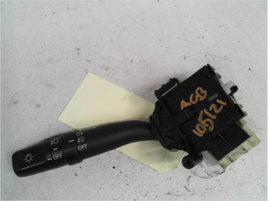 Commande eclairage occasion TOYOTA COROLLA VERSO II phase 2 - 2.2 D 177ch