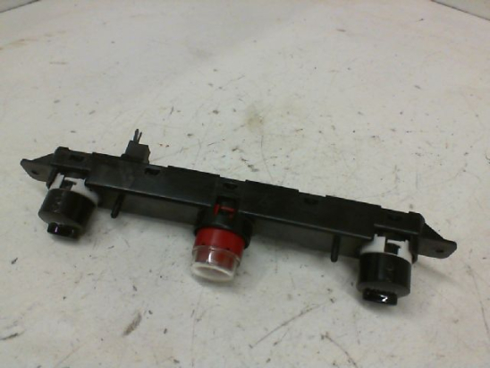 Bouton de warning occasion FIAT 500 II Phase 1 - 1.2i 69ch