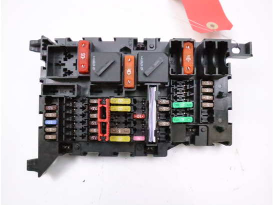 BSI (PLATINE FUSIBLE HABITACLE)