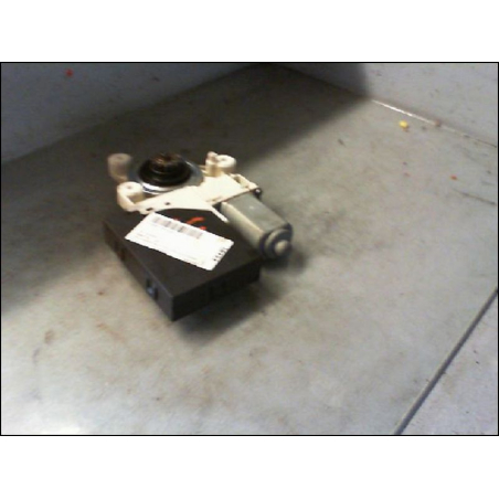 MOTEUR LEVE-VITRE AVG