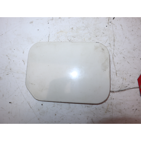 VOLET DE TRAPPE CARBURANT