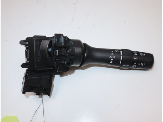 Commande essuie glace occasion TOYOTA VERSO Phase 1 - 126 D-4D