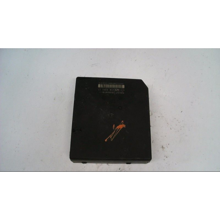 Platine fusible av occasion RENAULT MEGANE III Phase 1 - 1.4 TCE 16v 130ch