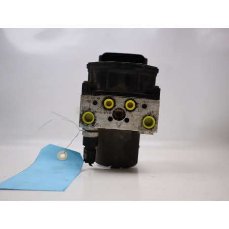 Calculateur abs occasion TOYOTA AVENSIS II phase 1 - 115 D-4D