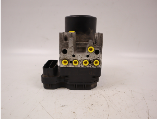 Calculateur abs occasion TOYOTA RAV4 II Phase 1 - 2.0 D 116ch