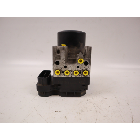 Calculateur abs occasion TOYOTA RAV4 II Phase 1 - 2.0 D 116ch