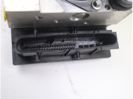 Calculateur abs occasion MAZDA MX5 III phase 1 - 1.8i 126ch