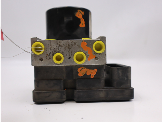 Calculateur abs occasion RENAULT TWINGO II Phase 1 - 1.2i 16v 75ch