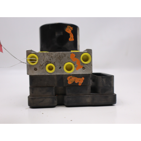 Calculateur abs occasion RENAULT TWINGO II Phase 1 - 1.2i 16v 75ch