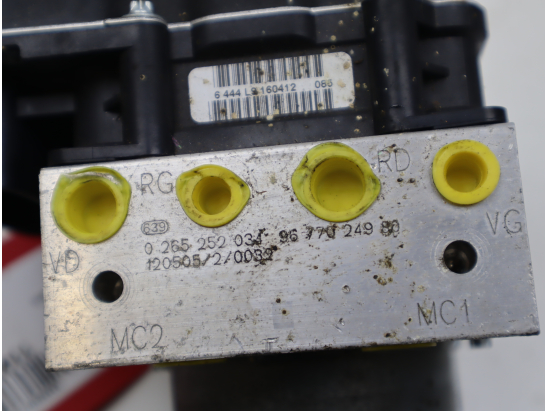 Calculateur abs occasion CITROEN C4 II Phase 1 - 1.6 HDI 90ch