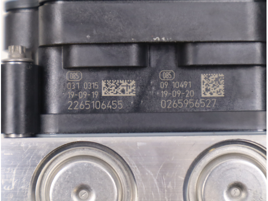 Calculateur abs occasion RENAULT CAPTUR Phase 2 - 1.3i 150ch