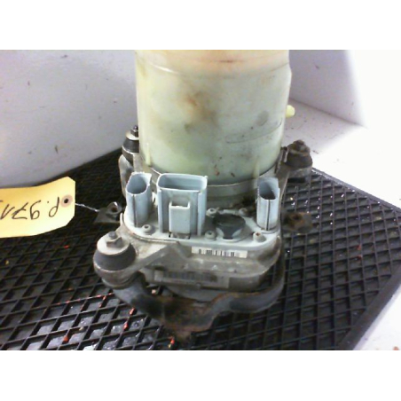 POMPE DIRECTION ASSISTEE