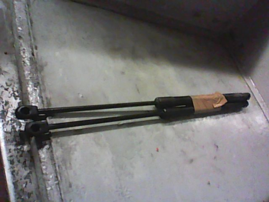 Verins hayon occasion FORD FIESTA VI Phase 1 - 1.6 TDCI 90ch