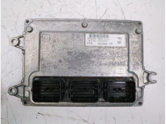 Calculateur moteur occasion HONDA JAZZ II Phase 1 - 1.4 i-VTEC