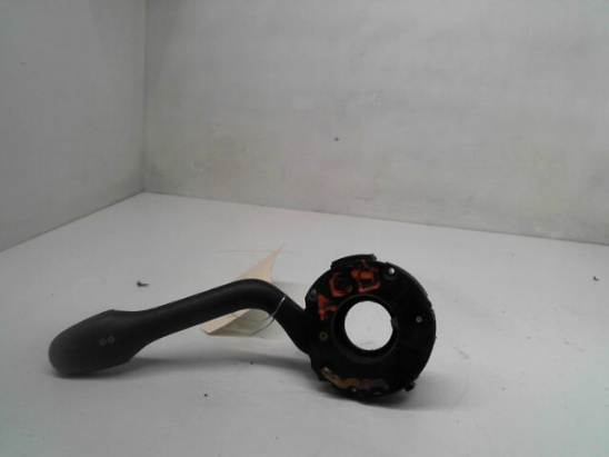 Commande clignotant occasion VOLKSWAGEN CADDY II Phase 1 - 1.7 SDI