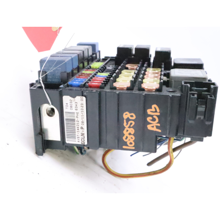 Platine fusible av occasion FORD FIESTA VI Phase 1 - 1.6 TDCI 95ch