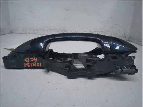 Poignee ext porte avd occasion VOLKSWAGEN PASSAT V Phase 1 - 1.9 TDI 105ch