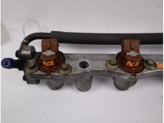 Rampe injection occasion FORD FIESTA IV Phase 1 - 1.25i