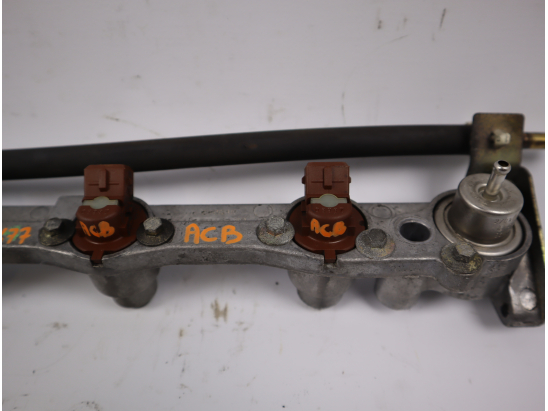 Rampe injection occasion FORD FIESTA IV Phase 1 - 1.25i