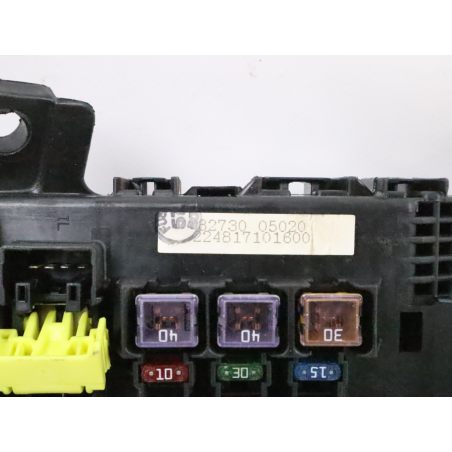 PLATINE FUSIBLE HABITACLE