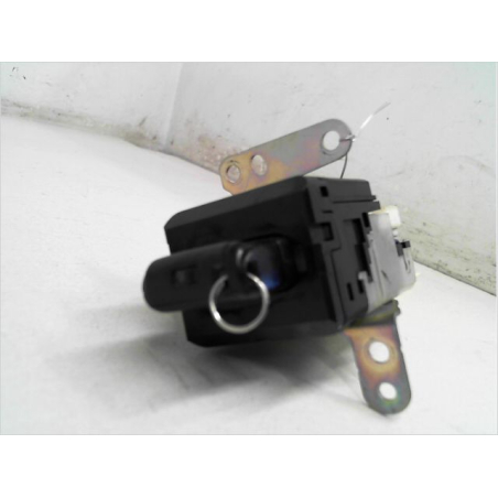 Lecteur de carte occasion TOYOTA COROLLA VERSO II phase 2 - 2.2 D 177ch