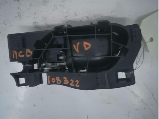 POIGNEE INT PORTE AVD