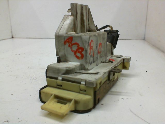 Serrure porte ard occasion FORD FOCUS I Phase 1 - 1.8 TDDI 90ch