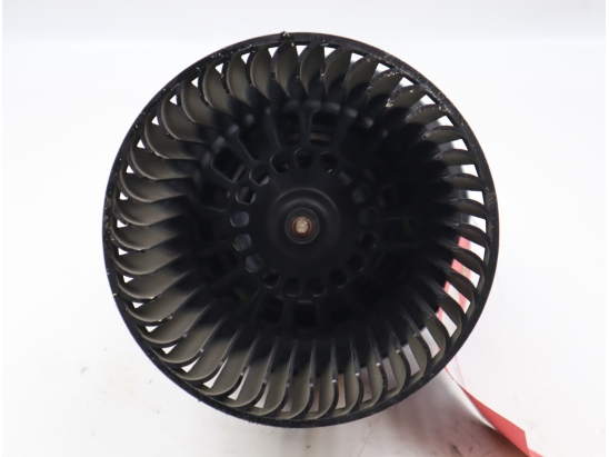 Ventilateur de chauffage occasion PEUGEOT 2008 Phase 1 - 1.2i PURETECH 110ch