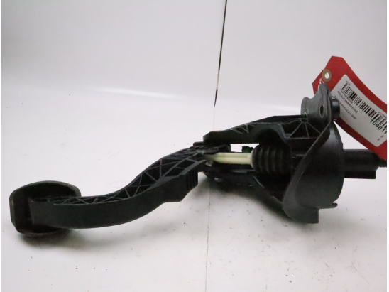 Pedale embrayage occasion TOYOTA PROACE II Phase 1 COMBI - 2.0 D4D 122ch