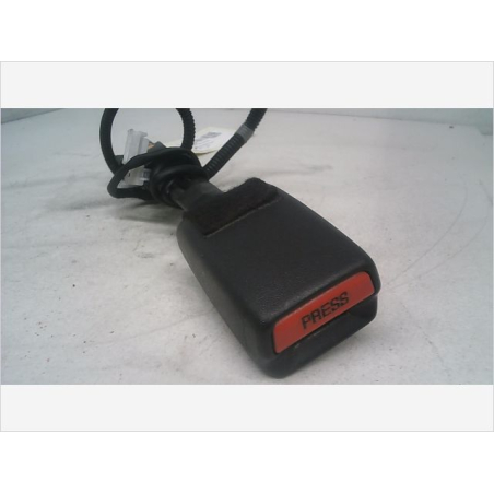 Ancrage ceinture avant gauche occasion TOYOTA AURIS I Phase 1 - 177 D-4D