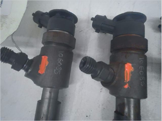 Injecteur occasion PEUGEOT 208 Phase 1 - 1.4 HDI 68ch