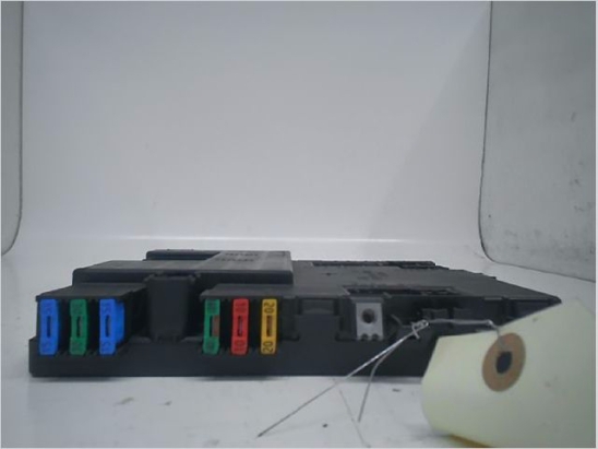 PLATINE FUSIBLE HABITACLE