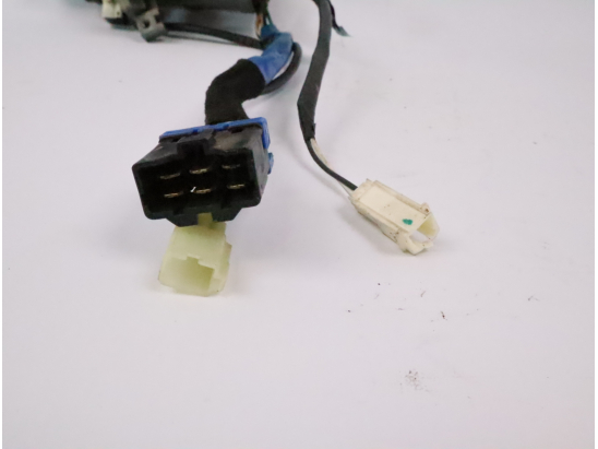 Antivol de direction occasion KIA CARNIVAL I Phase 2 - 2.9 CRDI 144ch