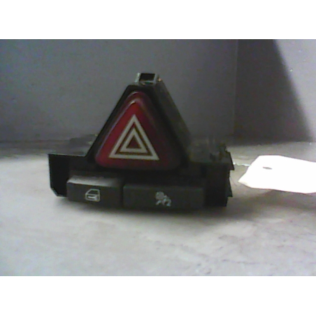 Bouton de warning occasion OPEL CORSA IV Phase 1 - 1.3 CDTI 90ch