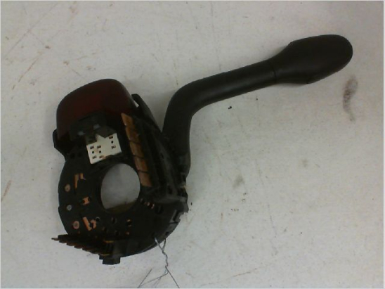 Commande clignotant occasion VOLKSWAGEN GOLF III Phase 1 - 1.8i 90ch