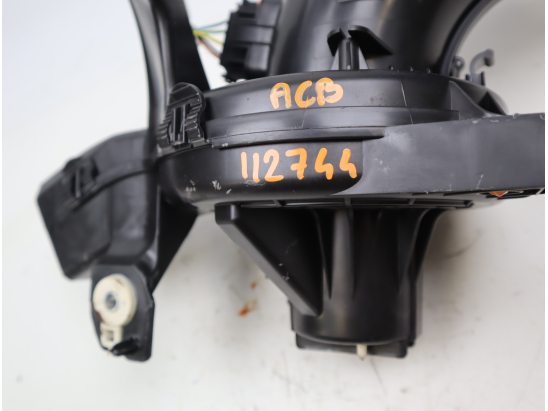 MOTEUR VENTILATEUR CHAUFFAGE D