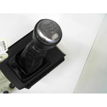 Levier de vitesses occasion TOYOTA RAV4 III Phase 1 - 2.2 D-4D 136ch