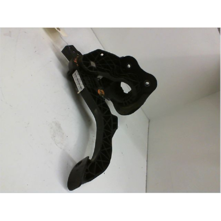Pedale embrayage occasion PEUGEOT PARTNER III Phase 1 - 1.6 HDI 100ch