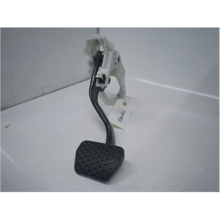 Pedale de frein occasion B.M.W. SERIE 1 II phase 2 - 118D 2.0 150ch