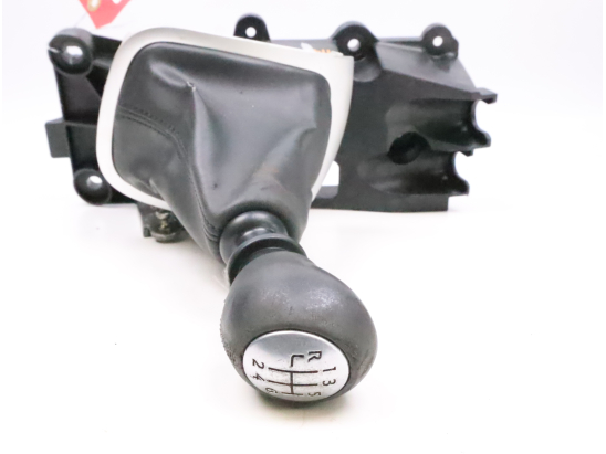 Levier de vitesses occasion RENAULT MEGANE III Phase 1 CC - 1.9 DCI 130ch