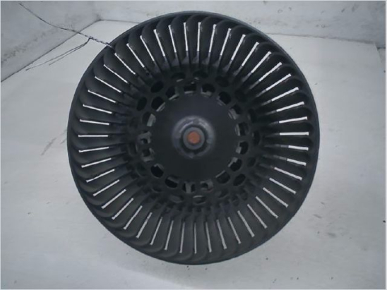Ventilateur de chauffage occasion PEUGEOT 207 Phase 1 - 1.6 HDI 16v 90ch