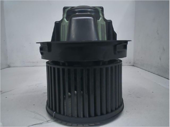 Ventilateur de chauffage occasion PEUGEOT 207 Phase 1 - 1.6 HDI 16v 90ch