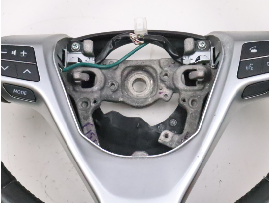 Volant de direction occasion TOYOTA VERSO Phase 2 - 1.6 D 112ch D-4D