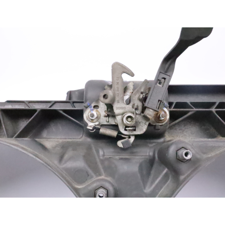 Buse ventilateur occasion PEUGEOT 407 Phase 1 - 2.2 HDI 16v