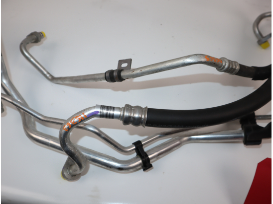 Tuyau de clim occasion PEUGEOT 308 II Phase 2 - 1.5 BlueHDI 100ch