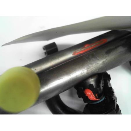 Rampe injection occasion B.M.W. SERIE 3 IV Phase 1 - 318i