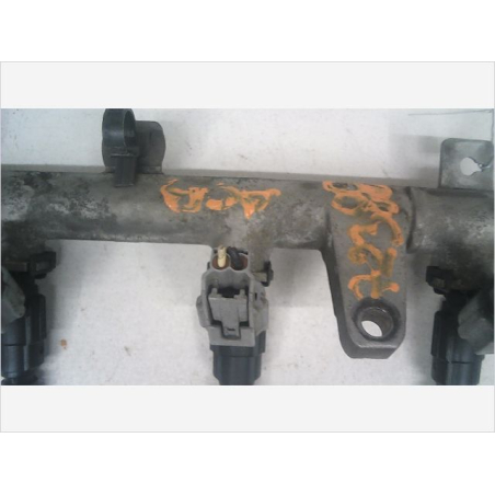 Rampe injection occasion HYUNDAI COUPE II phase 1 - 1.6i 105ch