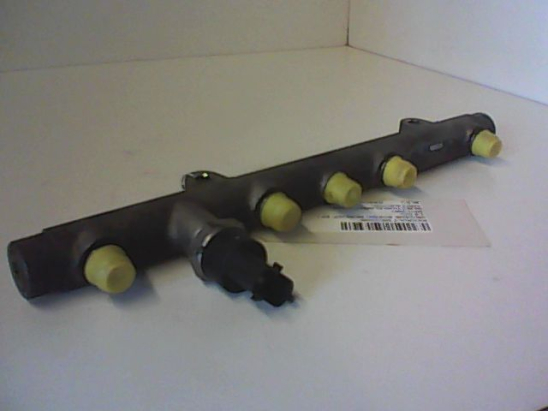 Rampe injection occasion RENAULT MEGANE SCENIC I Phase 2 - 1.9 DCI